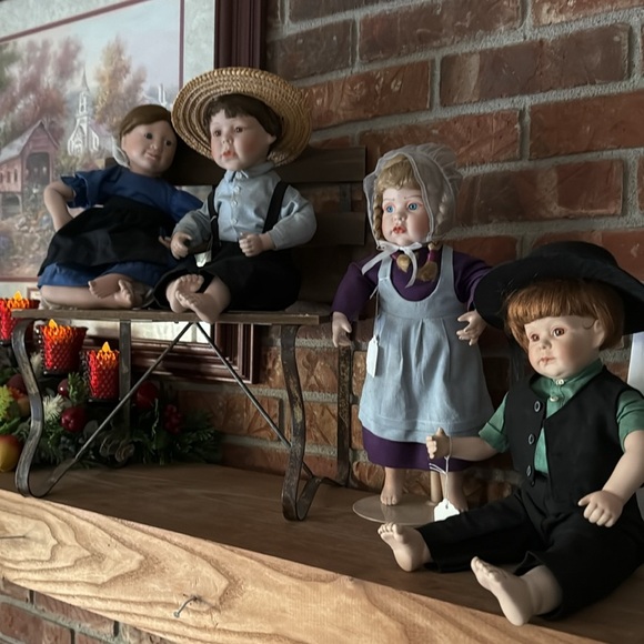 ❤️ 1990 Amish Blessings Porcelain Rebecca
Doll Julie Good Kruger Edwin M Knowles - Picture 9 of 16
